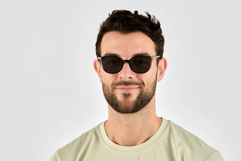 Serene Black Sunglasses