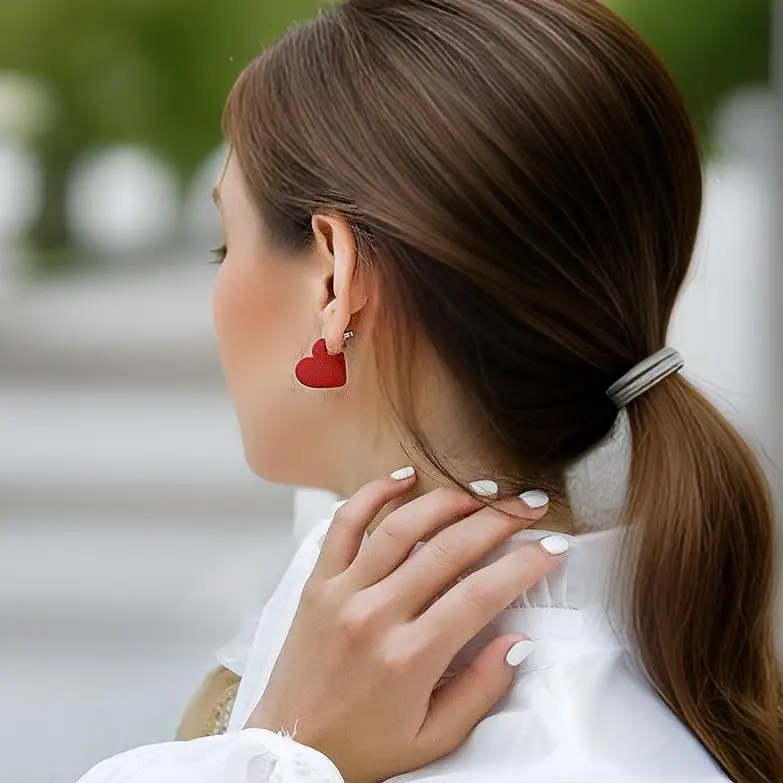 Boucles d'Oreilles Cœur Rouge