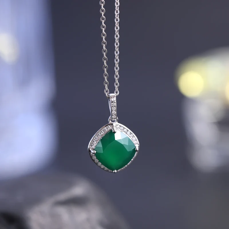 Agate birthstone necklace with a square green agate grandma necklace