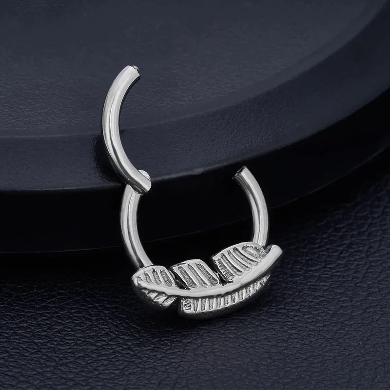 Leaf nose ring titanium hinged clicker septum piercing 16G silver