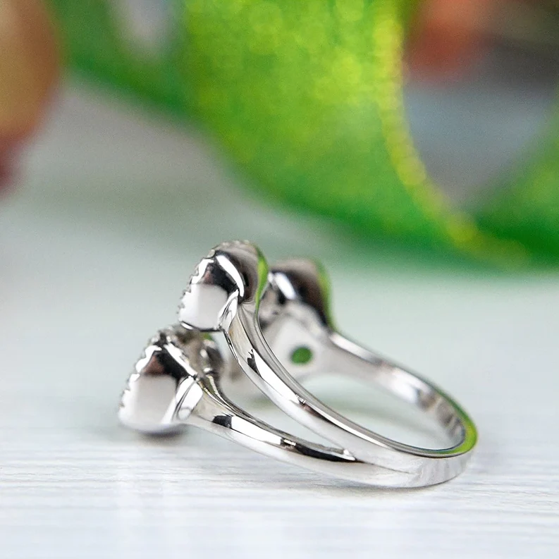 Zultanite ring three stones
