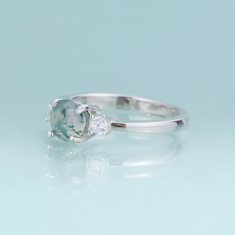 Green moss agate ring classic three-stone engagement ring in silver