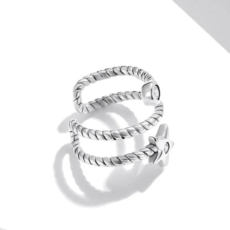 Ear cuff no piercing with a star in sterling silver