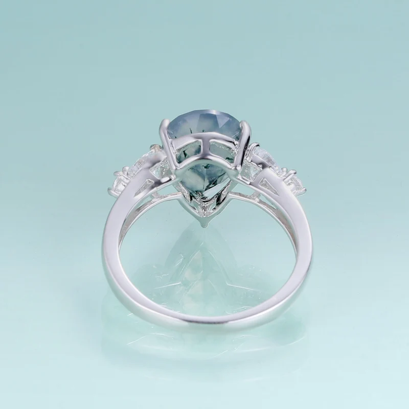 Moss agate pear-shaped ring in silver