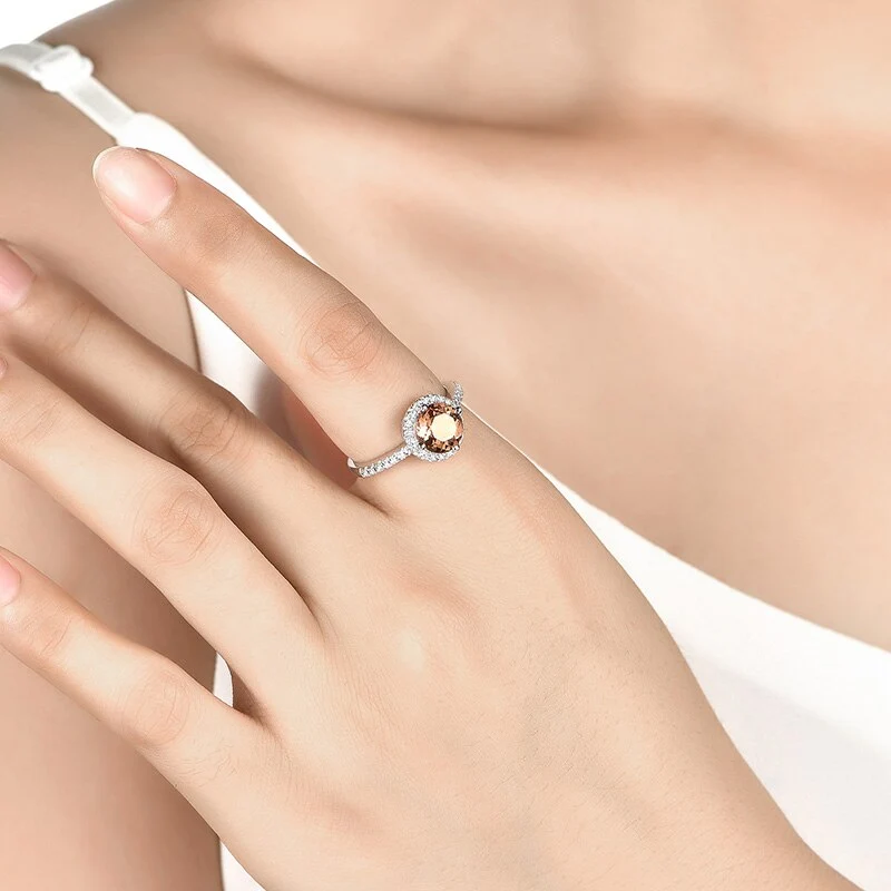 Zultanite engagement ring color changing