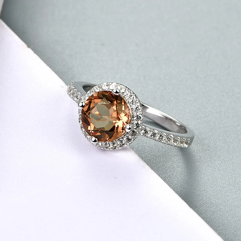 Zultanite engagement ring color changing
