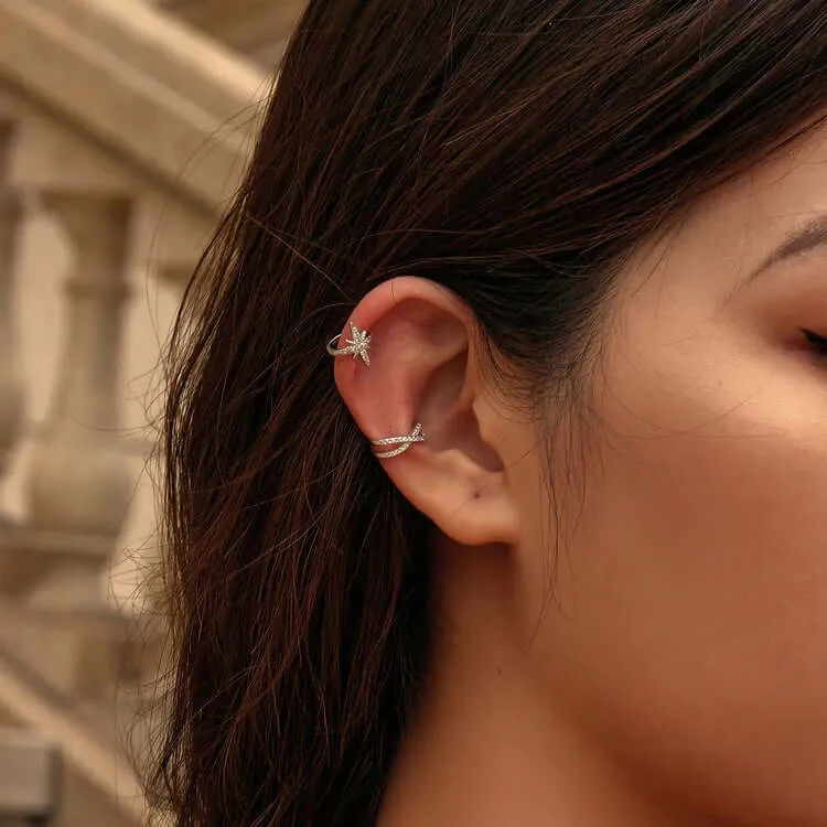 Criss cross cuff earring