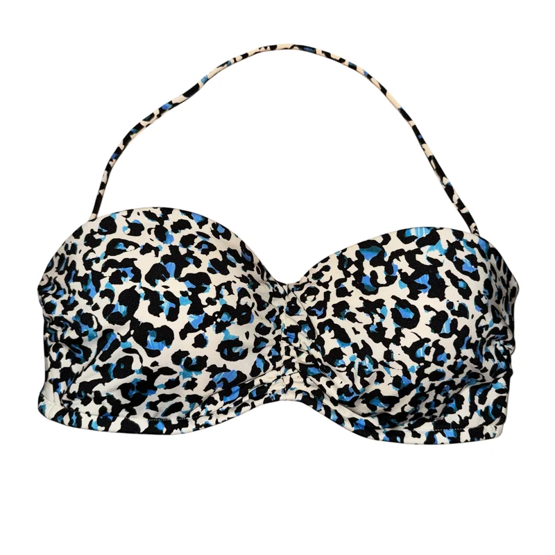 Leopard print bikini