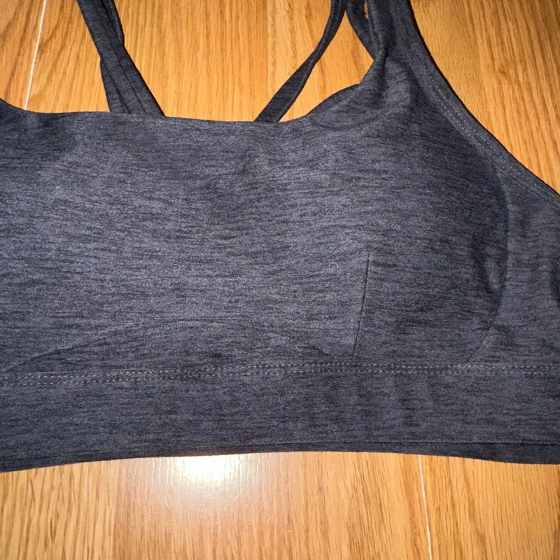 Butter core twist sports bra