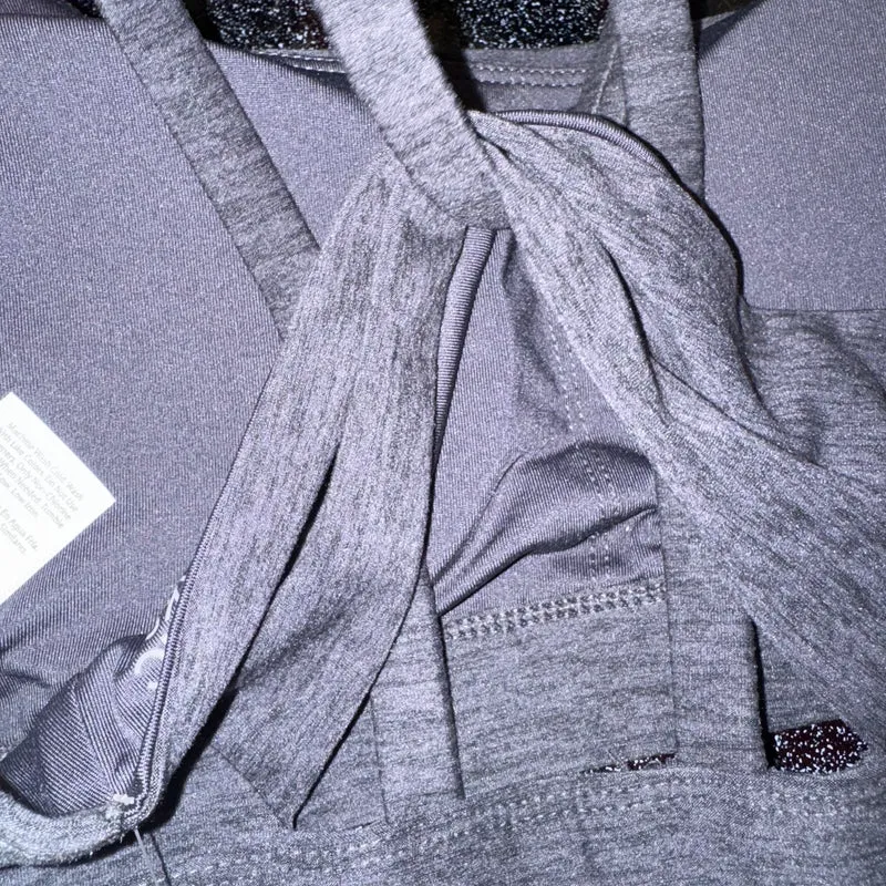 Butter core twist sports bra