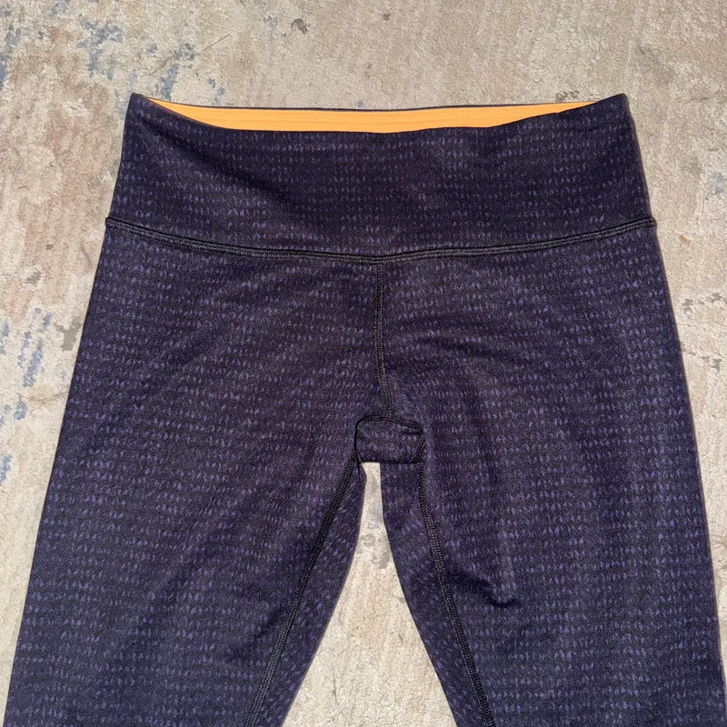 Lululemon wunder under black swan sweater print knit