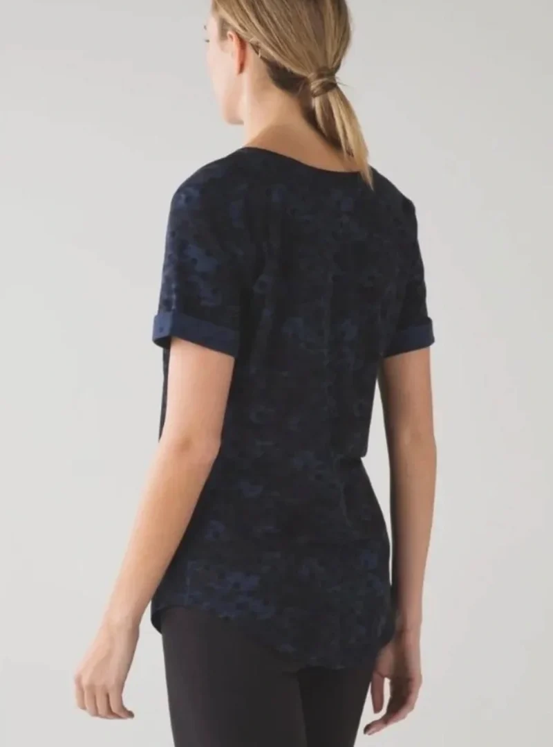 Lululemon love tee II