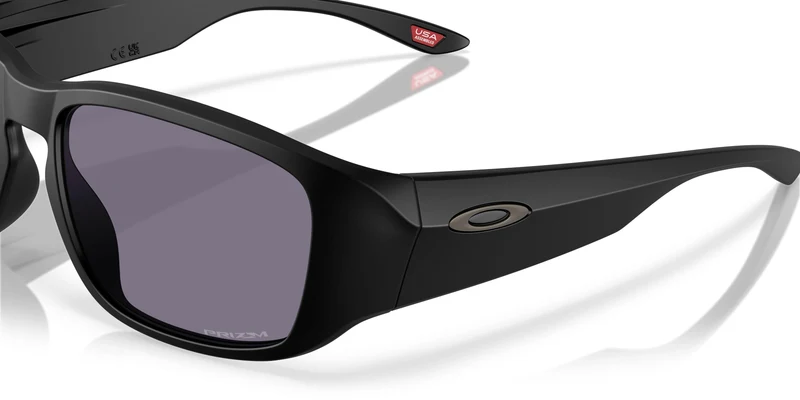 Oakley Tourniquet 9521 Sunglasses