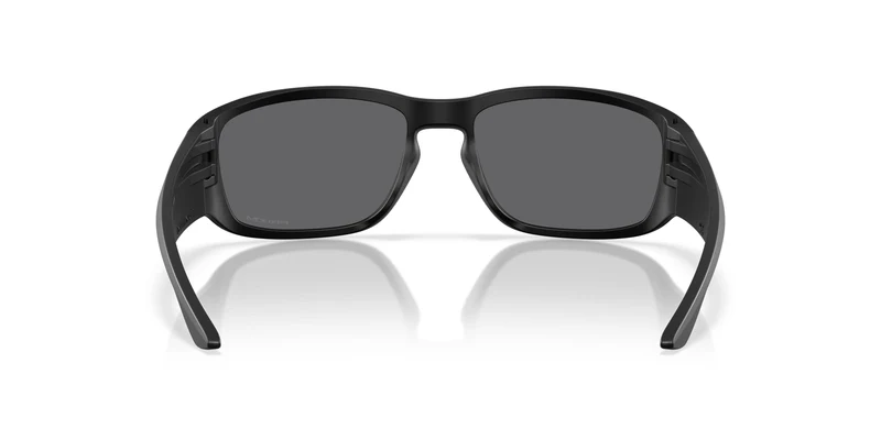 Oakley Tourniquet 9521 Sunglasses