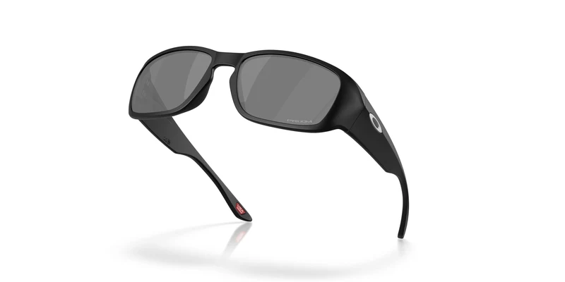 Oakley Tourniquet 9521 Sunglasses