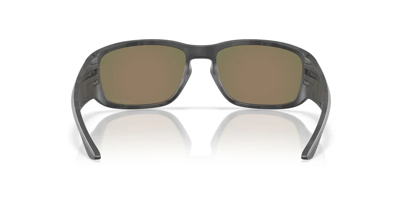 Oakley Tourniquet 9521 Sunglasses