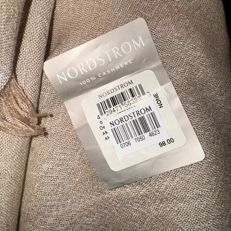 100% cashmere scarf