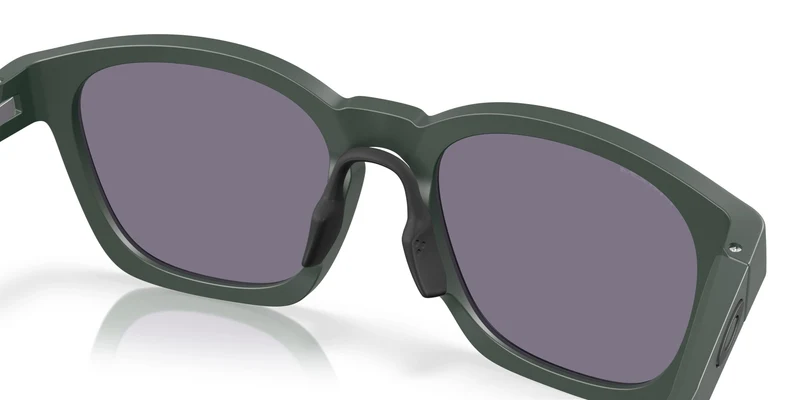 Oakley Shackle 9507D Sunglasses
