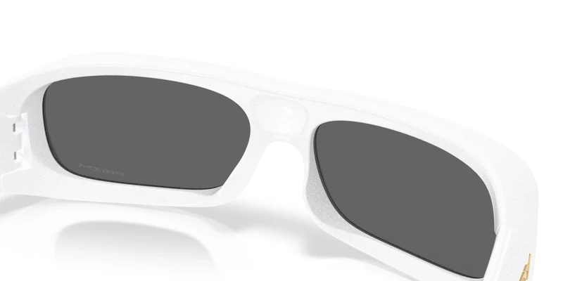 Oakley Permian 9520 Sunglasses