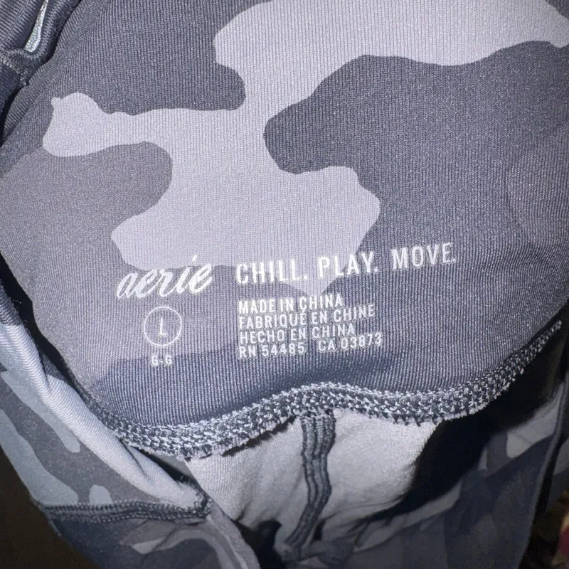 Aerie gray camo leggings