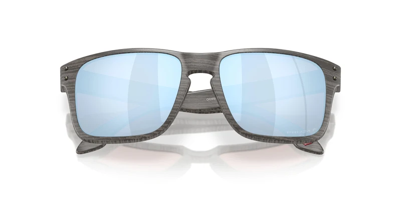 Oakley Holbrook S 9509 Sunglasses