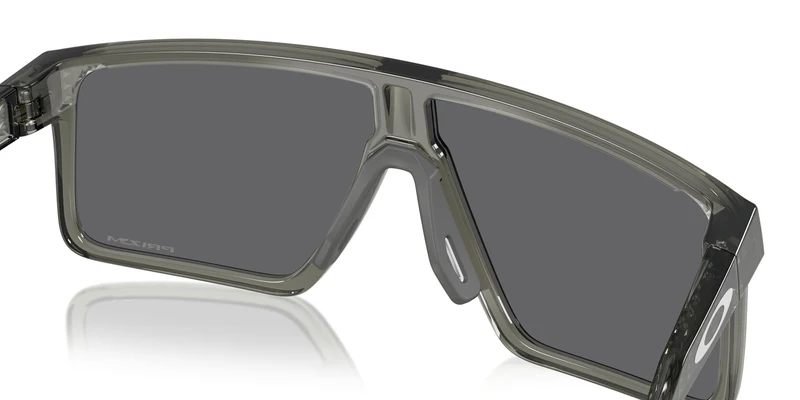 Oakley Helux 9285 Sunglasses