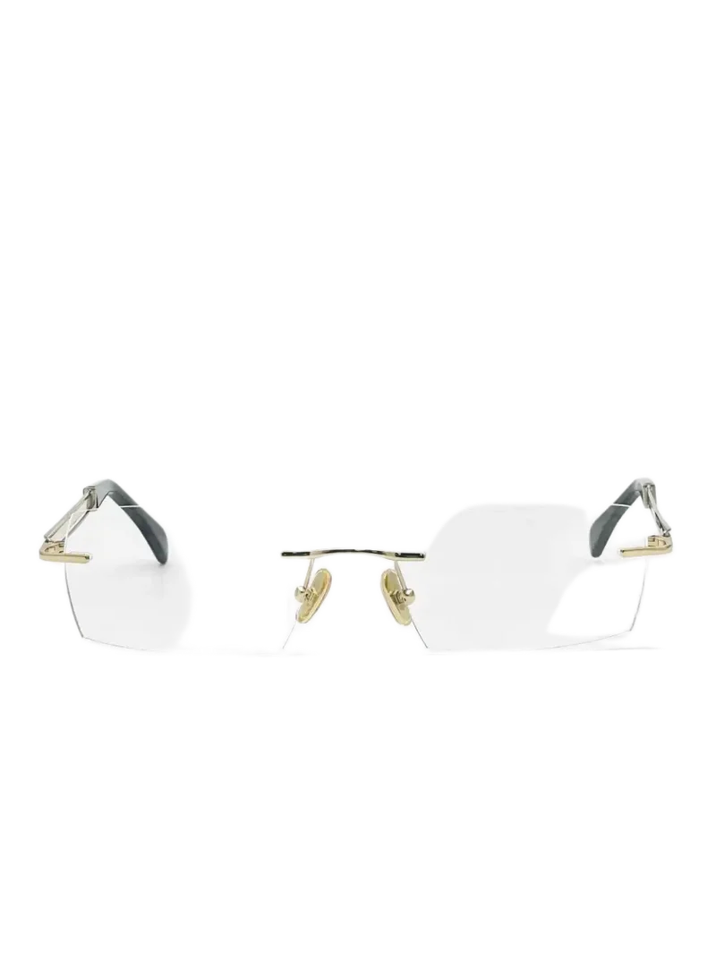 1586