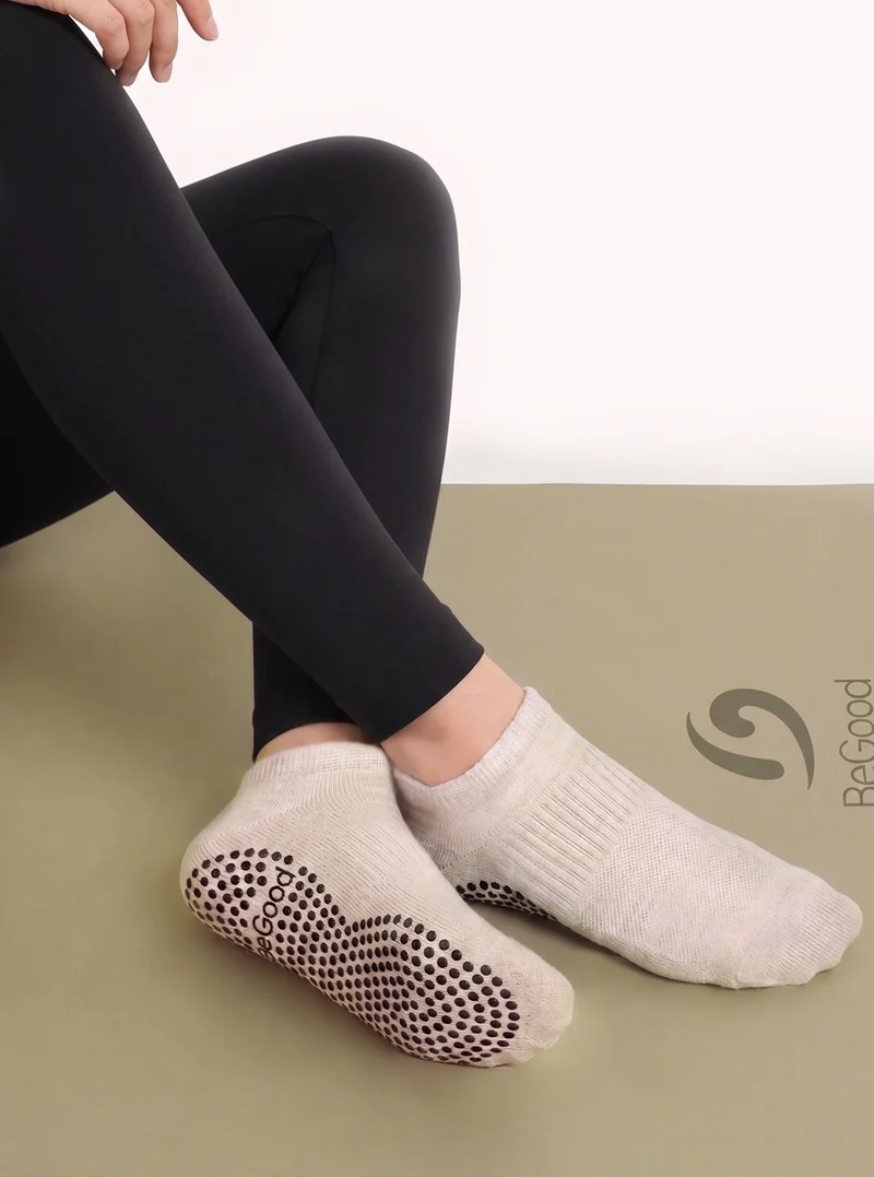 Calzini antiscivolo per yoga e pilates con fibra d'argento Grigio Perla