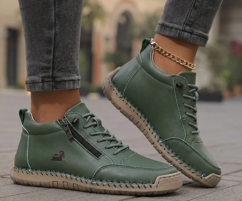 Chaussures orthopédiques avec soutien anatomique