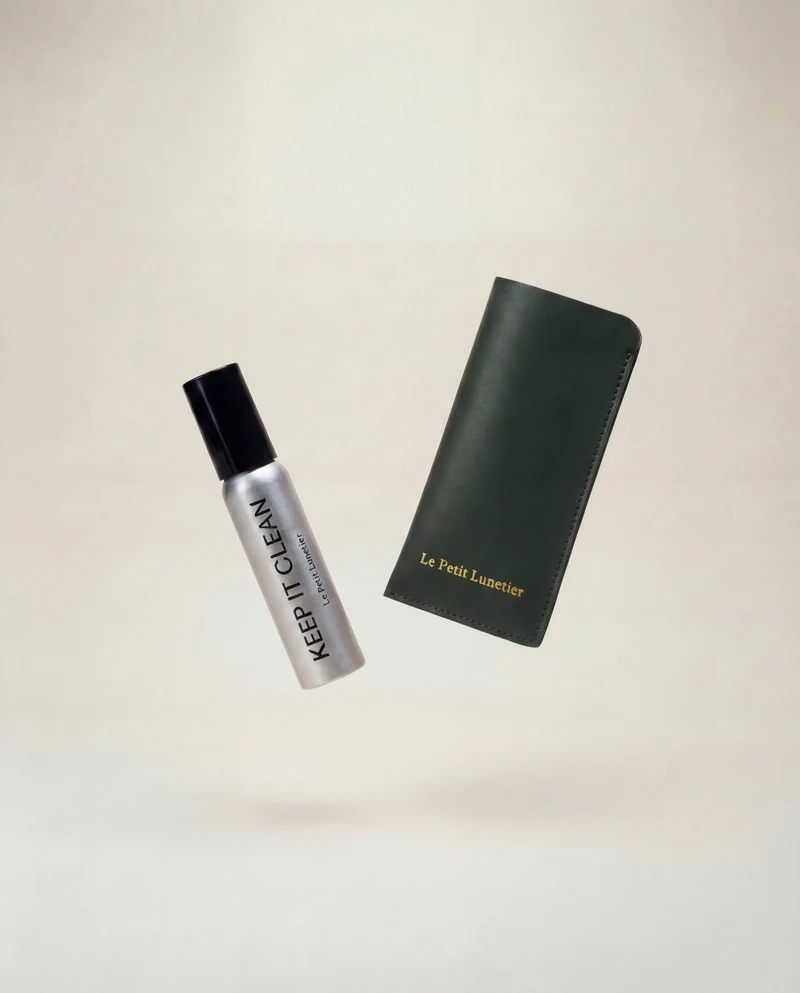 Pochette en cuir Verte + Spray