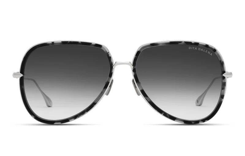 Dita DALENA 02 57